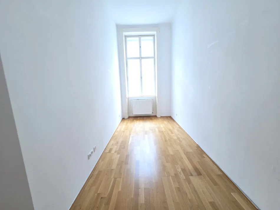 NÄHE U1 NESTROYPLATZ + U1 PRATERSTERN - ALTBTAUWOHNUNG IN ZENTRALER LAGE - 2er WG GEEIGNET - Bild