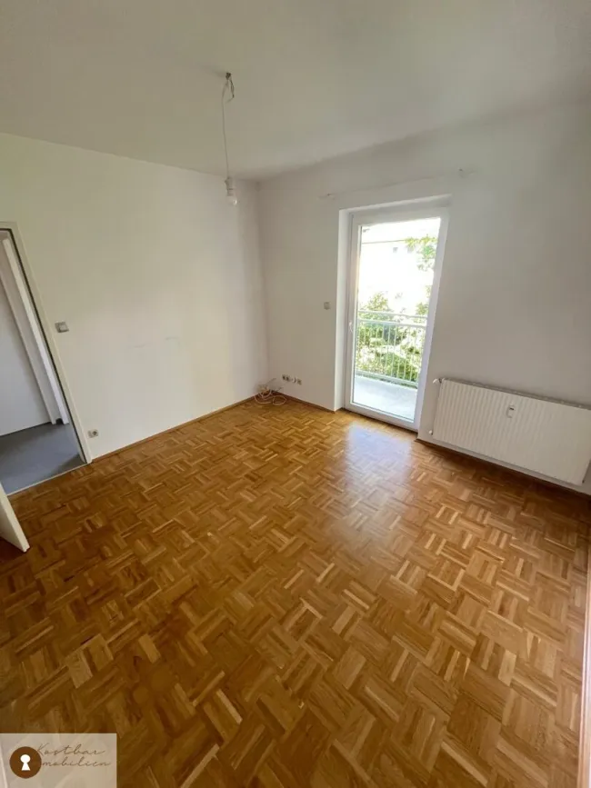 Pittoreske Kleinwohnung mit Balkon & Parkplatz in St. Peter, zur Miete! - Bild