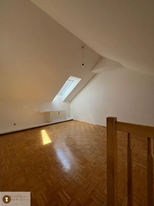 Studenten aufgepasst: Charmante Maisonettewohnung mit Galerie neben der TU zur Miete. - Bild