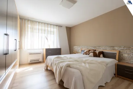 EG Schlafzimmer