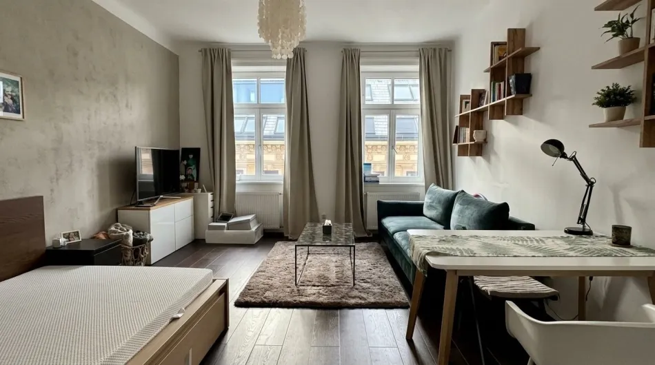 Helle generalsanierte Altbauwohnung im 4. OG mit Lift nahe Wiedner Hauptstraße - Bild