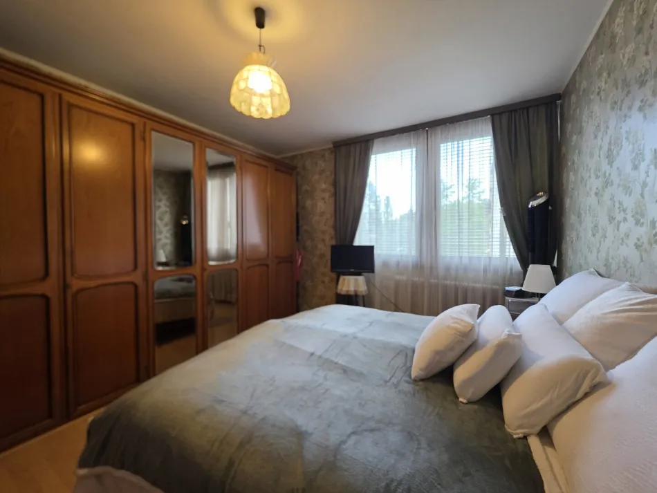 Schlafzimmer 2