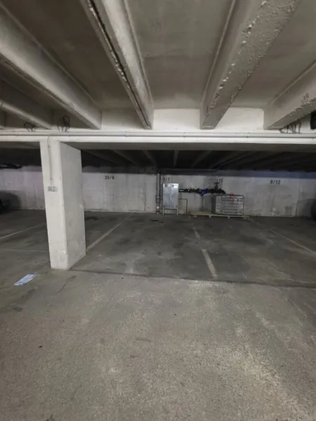 Tiefgaragenparkplatz