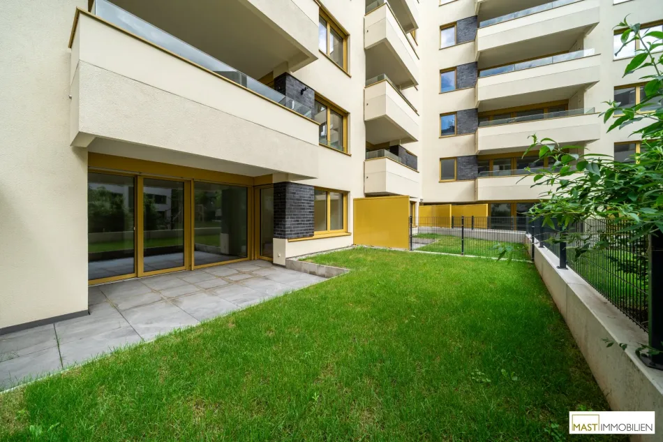*Erstbezug* 2-Zimmer Gartenwohnung mit über 40qm Freifläche! - Bild