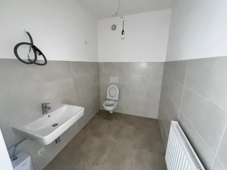 neu sanierte WC-Anlagen