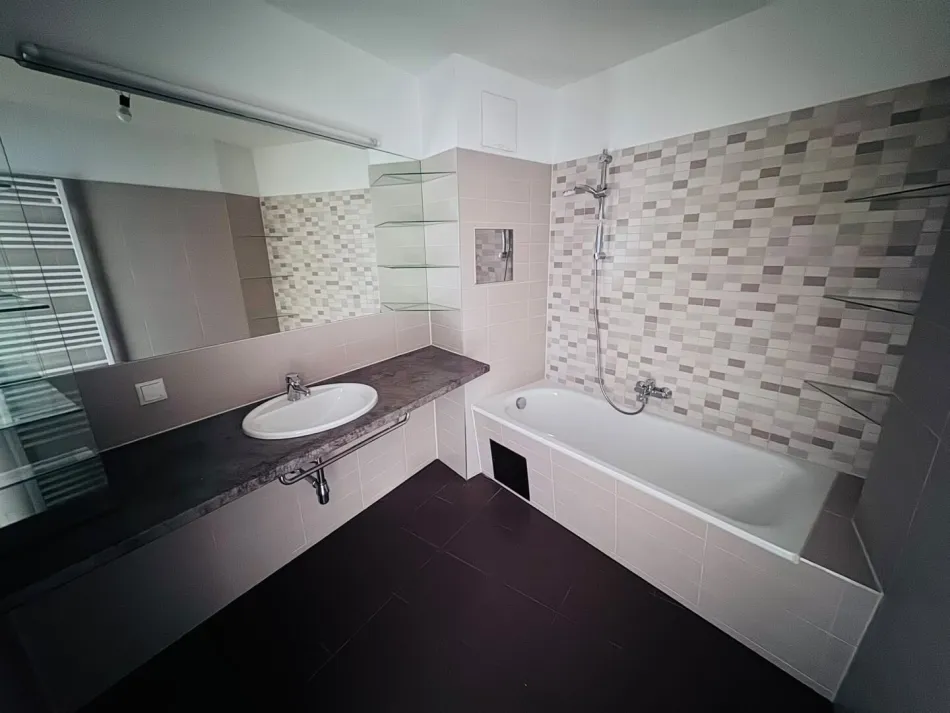 Eindrucksvolle 4-Zimmer Maisonettewohnung mit 2 Terrassen - zu mieten! - Bild