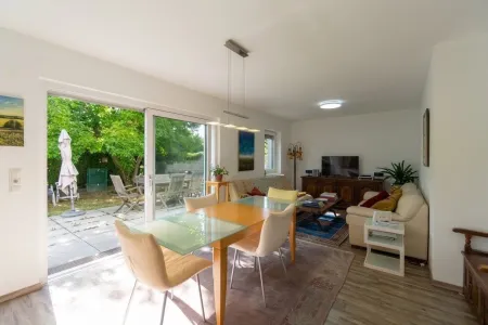 Wohnküche mit Terrassenausgang