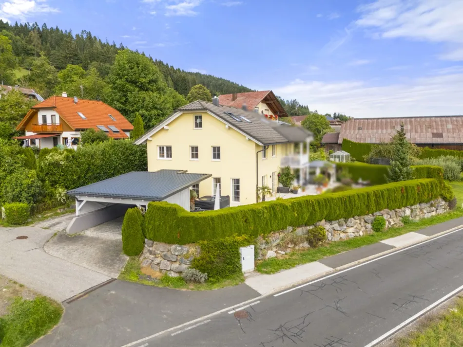 Sonne, Aussicht & viel Platz – Doppelhaushälfte in begehrter Lage bei Velden - Titelbild