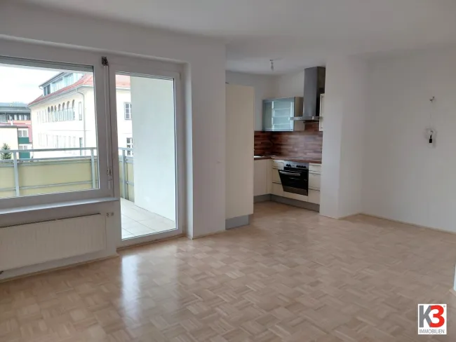 K3 - Zentrale, ruhige Wohnung - Titelbild