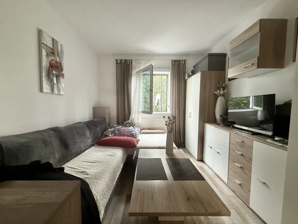 FIXPREIS – Fr 18.09.26 um 08:30 Uhr Leistbare 1-Zimmer-Wohnung in Wels. - Titelbild