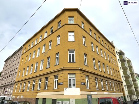 Raum für Visionen: Rohdachboden inklusive Magazin in ruhiger Lage!
