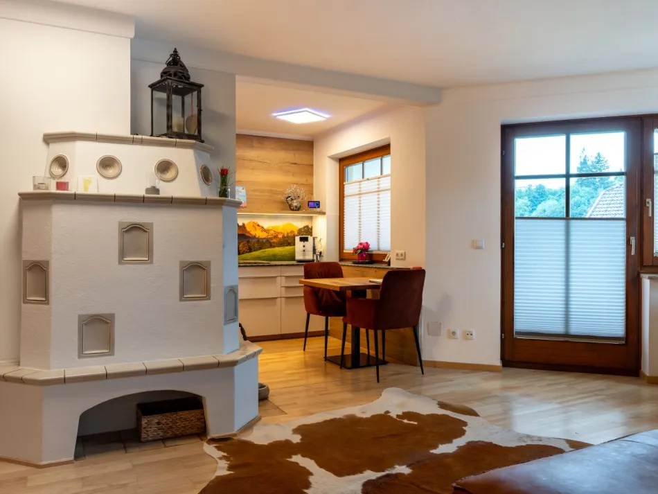 Charmante, zentrumsnahe Wohnung mit Balkon/Loggia und Tiefgaragenplatz in Saalfelden - Titelbild