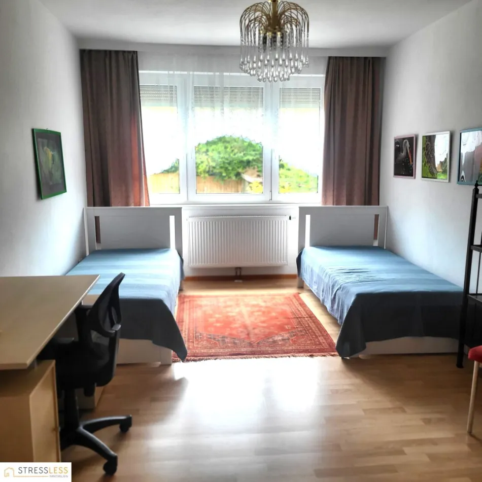 Koffer packen und einziehen - Bild