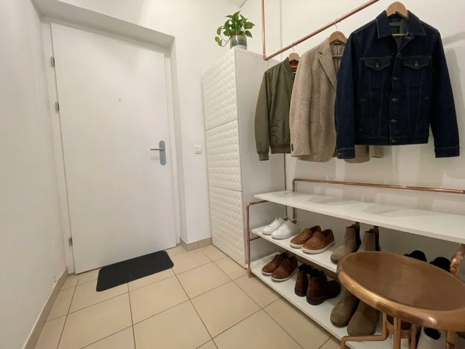 Baiernhofweg - Wunderschöne, gemütliche 3 Zimmerwohnung mit Garten und Tiefgaragenplatz in totaler Ruhelage! - Bild