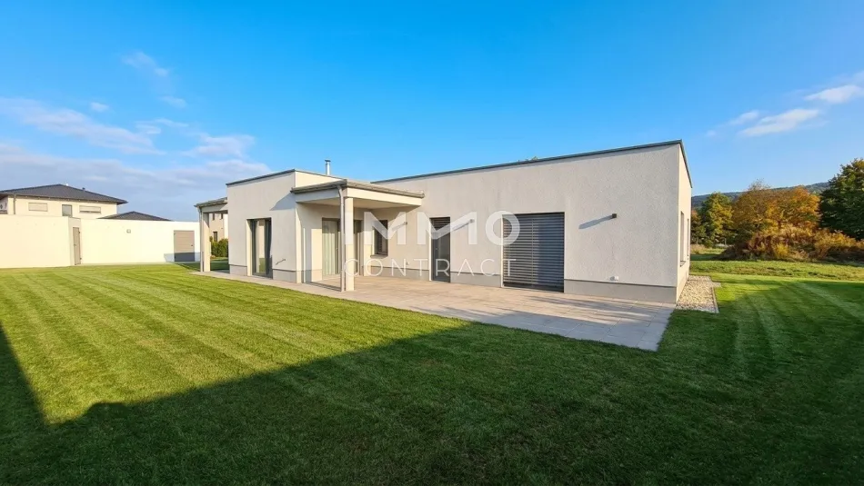 Moderner, neuwertiger Bungalow mit hochwertiger Ausstattung in ruhiger Lage von Gottsdorf - Bild