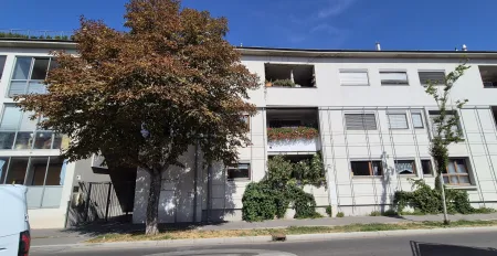 Straßenansicht Haus