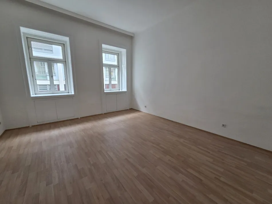 RUHIGE HÜBSCHE 3 ZIMMER WOHNUNG - NÄHE U3 - Titelbild