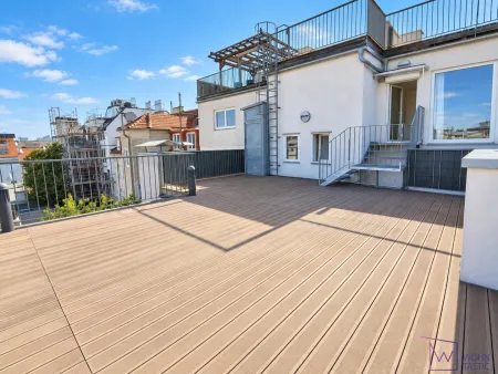 Untere Terrasse