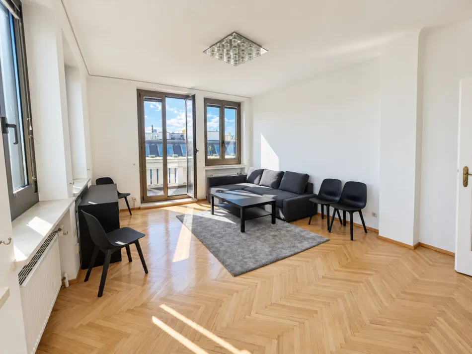 City-Wohnung mit Terrasse – Ruhe & Ausblick mitten im 1. Bezirk! - Bild