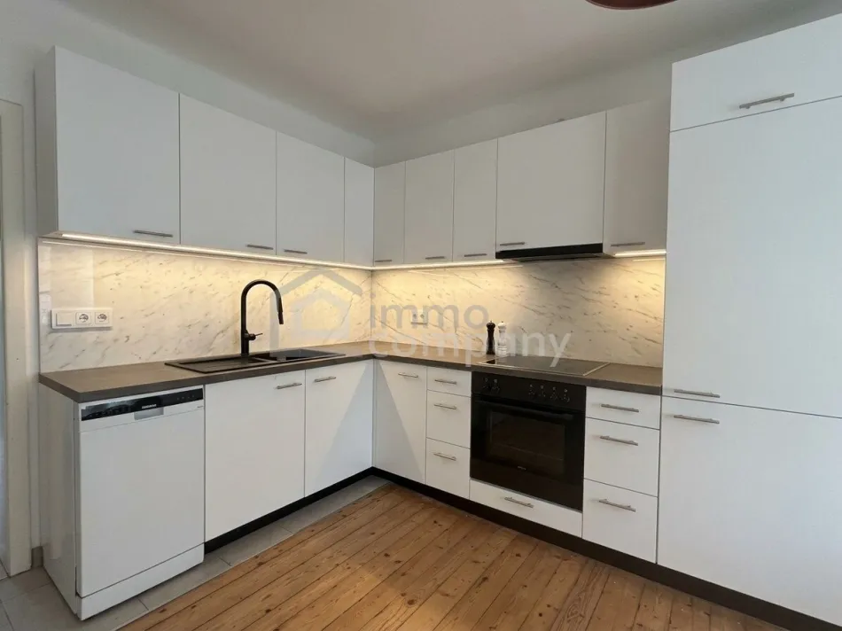 Charmantes 4-Zi-Einfamilienhaus mit Garten und Garage in 1220 Wien, 100m² Wohnfläche - Bild