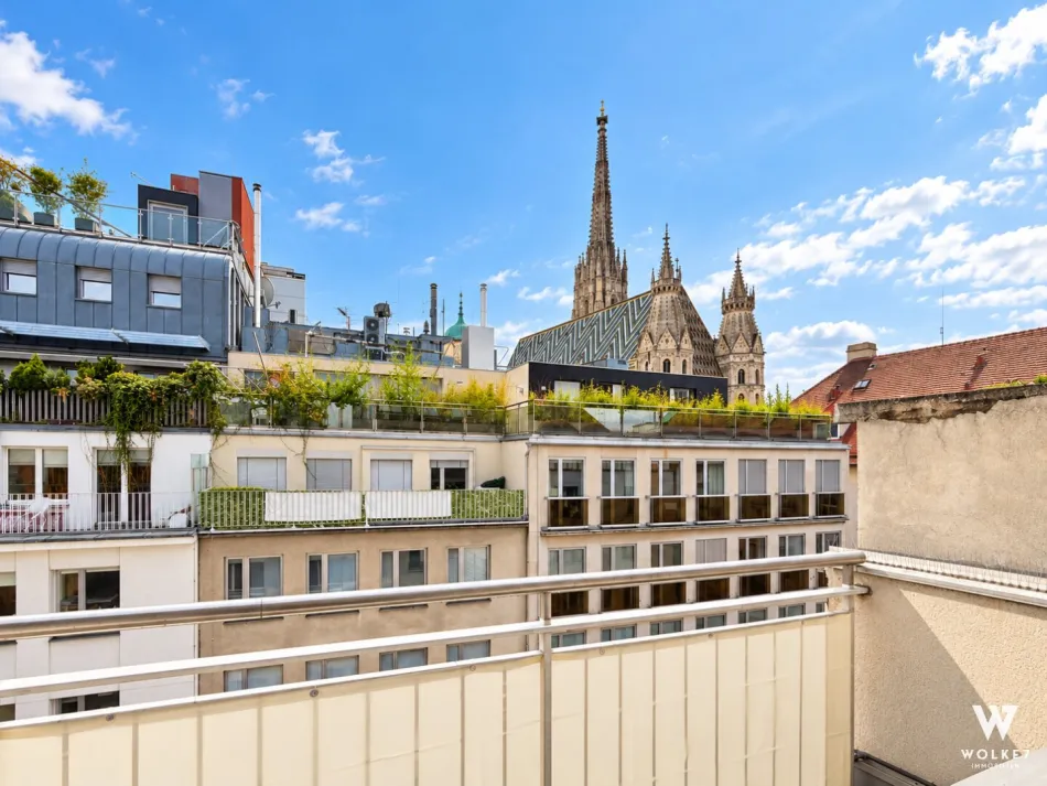 RARITÄT IM HERZEN DES 1. BEZIRKS – Terrasse mit Stephansdom-Blick & viel Potenzial | U1, U3 | Hoher Markt - Titelbild