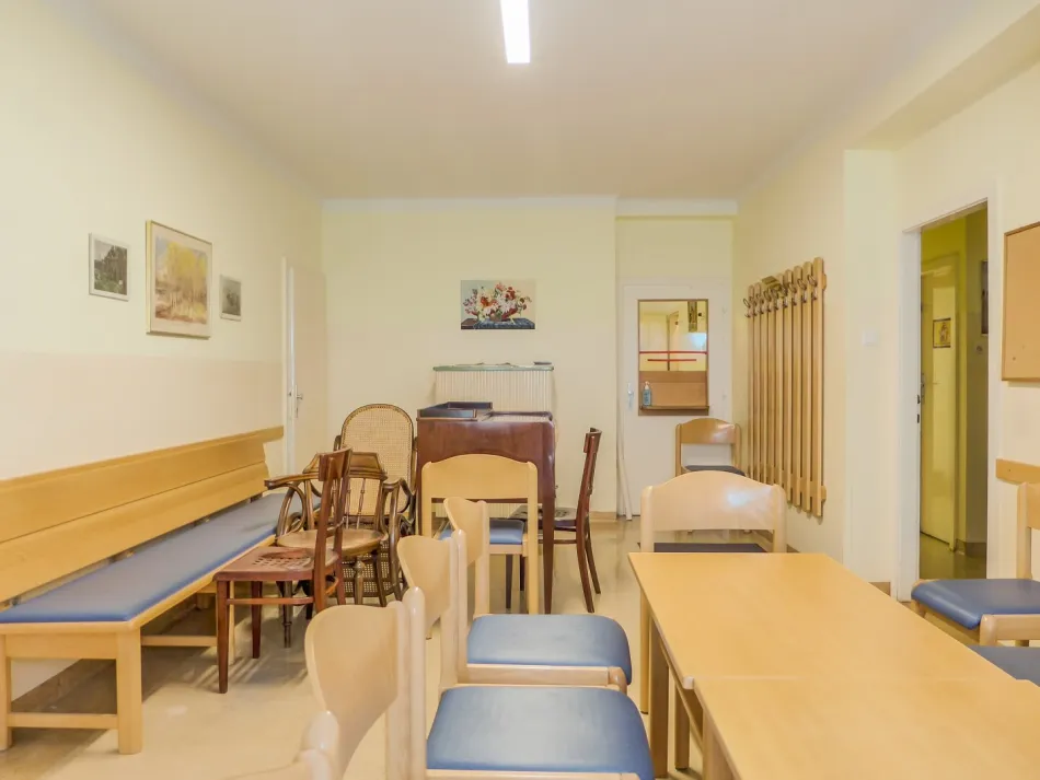 Viel Raum für Neues - Großzügige 5-Zimmer-Wohnung mit Gestaltungsspielraum - Bild