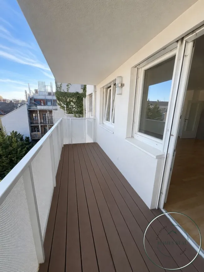 Dachgeschoss-Wohnung mit Sonnenbalkon & durchdachtem Grundriss in begehrter Margareten-Lage - Bild