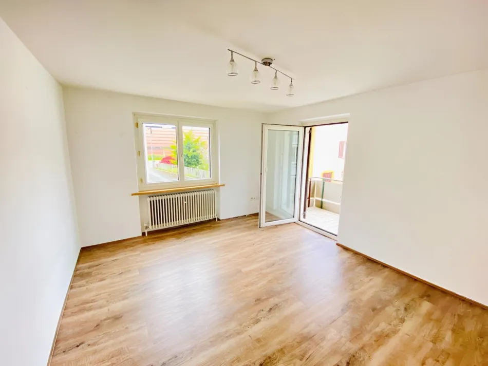 Ideal für Grenzgänger: Charmante 2-Zimmerwohnung mit Balkon in Hohenems zu vermieten! - Bild