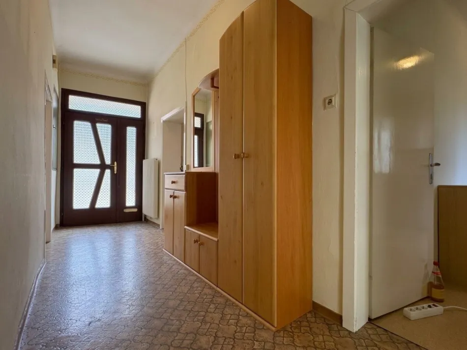 Große Pläne brauchen Platz. | 1.337 m² Grund | Platz für Hobby & Fahrzeuge | gemauerter Stadl | 2 Zufahrten - Bild