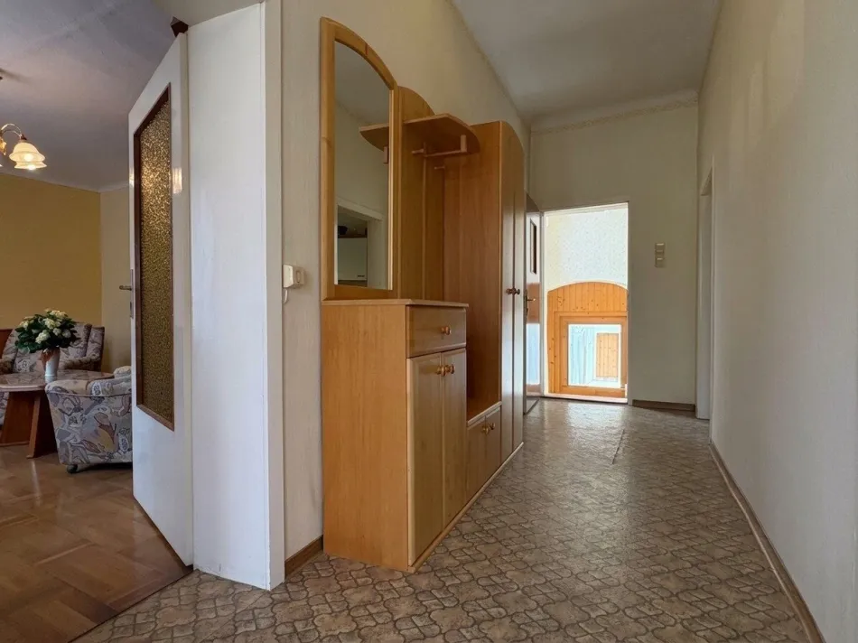 Große Pläne brauchen Platz. | 1.337 m² Grund | Platz für Hobby & Fahrzeuge | gemauerter Stadl | 2 Zufahrten - Bild