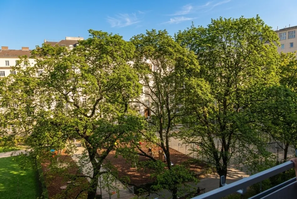 Helle, ruhige 4-Zimmer Wohnung | separate Küche | Loggia | Blick über den Modenapark | U3 & U4 Gehweite - Bild