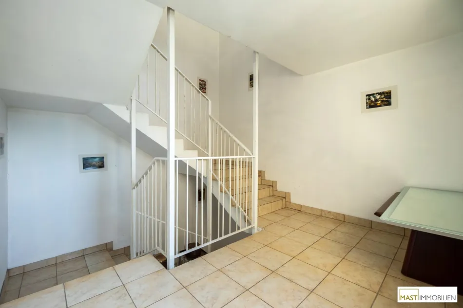 ANLEGER aufgepasst - Mehrparteienhaus in optimaler Lage / Bauland / 5 min. von Korneuburg - Bild