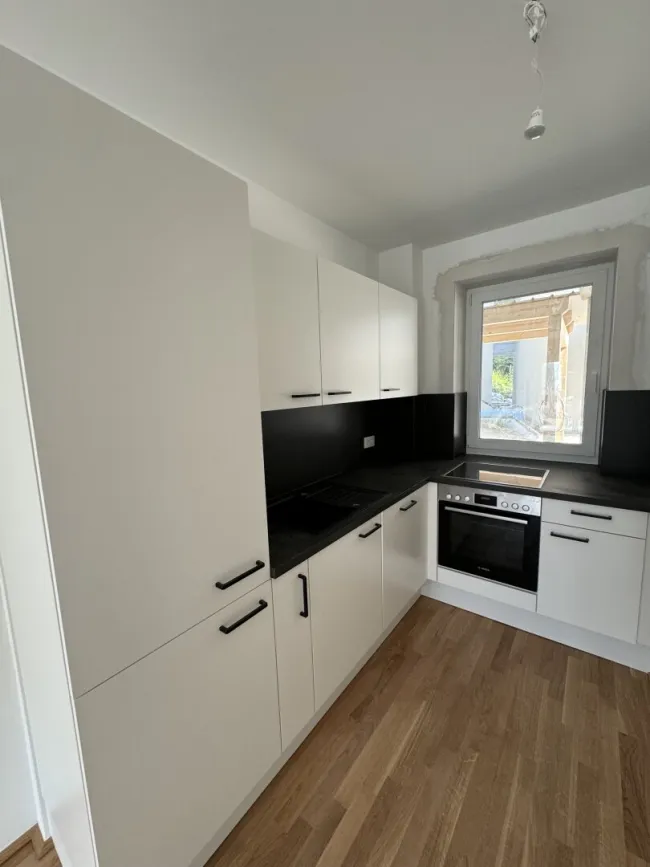 HERRLICHE 2-Zimmer-Wohnung mit gemütlichem Süd-Balkon und Doppeltiefgaragenparkplatz in Kalsdorf - Bild