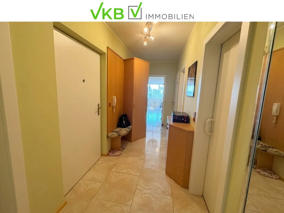 Wohnen mit Weitblick – stilvolle, möblierte Wohnung in begehrter Lage am Gaumberg - Bild