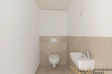 Separate Toilette