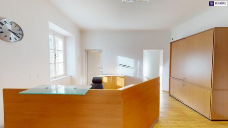 Repräsentative Gewerbeimmobilie mit Altbauflair in zentraler Lage - ca. 150 m² Raum für kreative Ideen! Gleich anrufen und Besichtigungstermin vereinbaren!