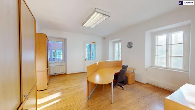 Repräsentative Gewerbeimmobilie mit Altbauflair in zentraler Lage - ca. 150 m² Raum für kreative Ideen! Gleich anrufen und Besichtigungstermin vereinbaren! - Titelbild