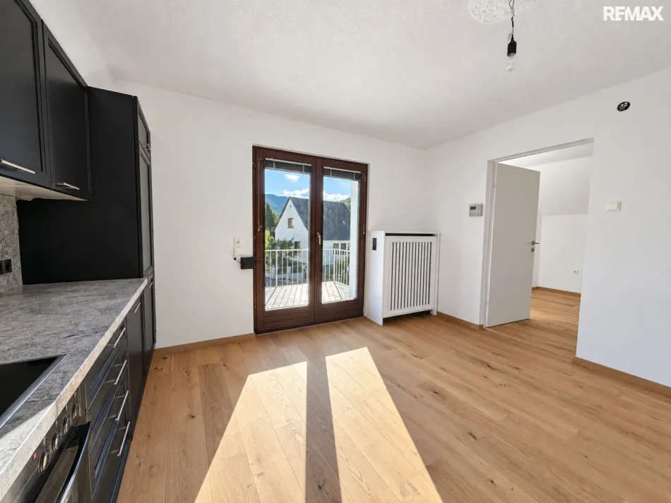 Renoviertes Einfamilienhaus in Gloggnitz – Ihr neues Zuhause mit Garten und Garage! - Bild