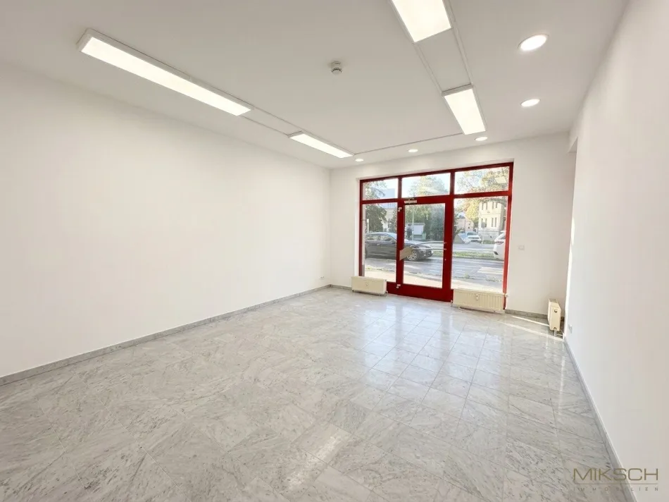 Geschäftslokal I 37m² I mit Garage I nahe Bahnhof I Teeküche - Titelbild