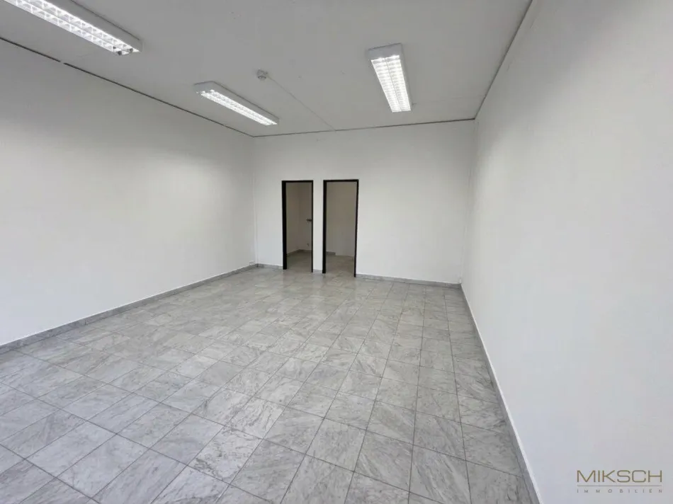 Geschäftslokal I 37m² I mit Garage I nahe Bahnhof I Teeküche - Bild