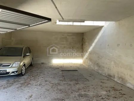 Garage 2