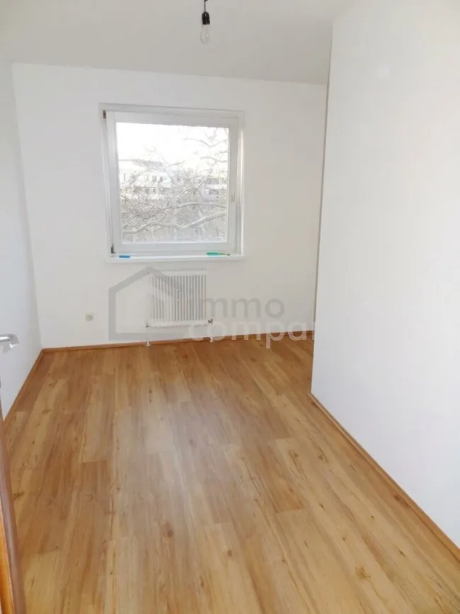 MIT WEITBLICK: Moderne und gemütliche 3-Zimmer Wohnung mit bester Infrastruktur - Bild