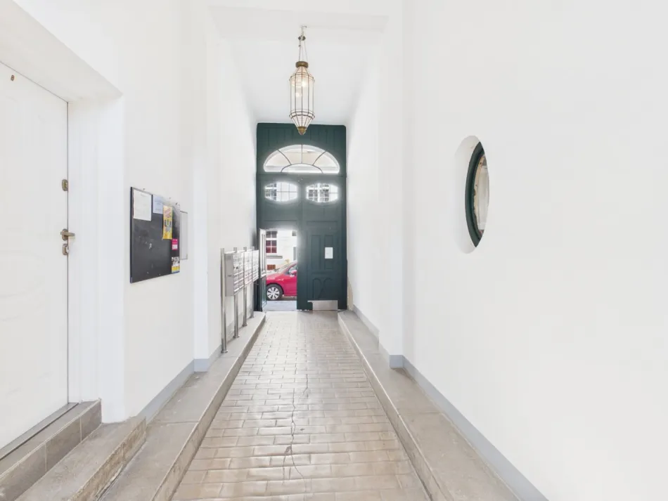 Anlegerwohnung (unbefristet vermietet) um nur ca. EUR 1.150,-/m² - Bild
