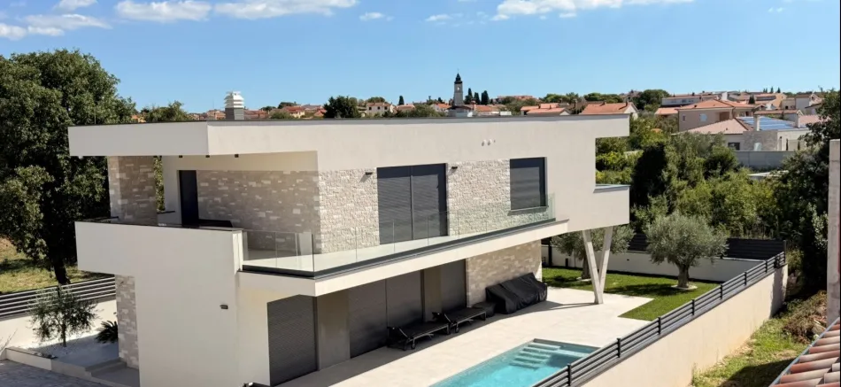 EXKLUSIVE LUXUSVILLA IN PEROJ – FAŽANA, ISTRIEN - Bild
