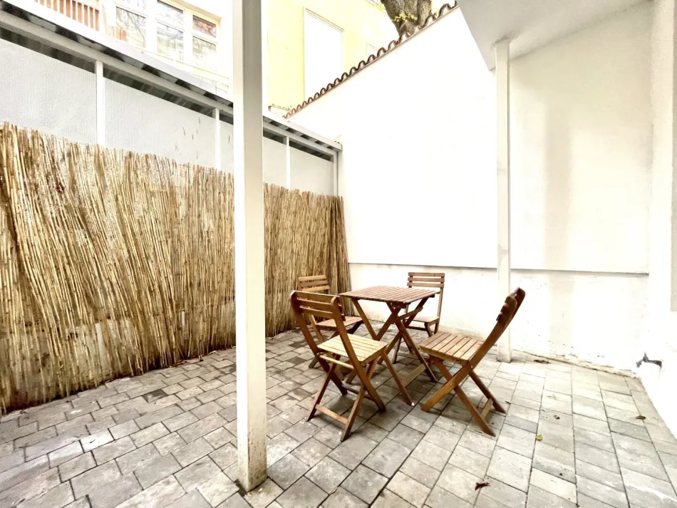 MODERNE 2 ZIMMER + GROSSER TERRASSE NAHE ELTERLEINPLATZ (U5, 43er) - Bild