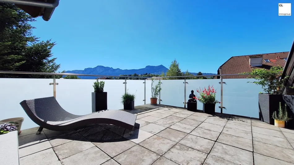 Mondsee - Charmante Dachgeschosswohnung mit Sonnenterrasse - Badeplatz optional! - Titelbild