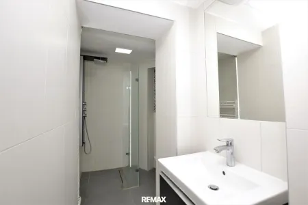 Badezimmer 1