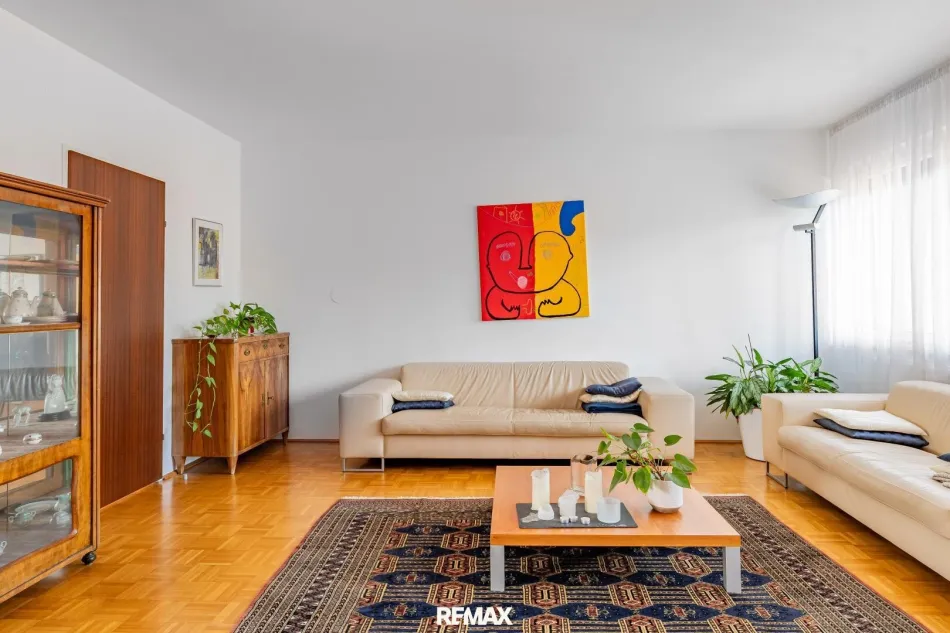 TOP LAGE - Familienwohnung mit Potential am Römerberg - Titelbild