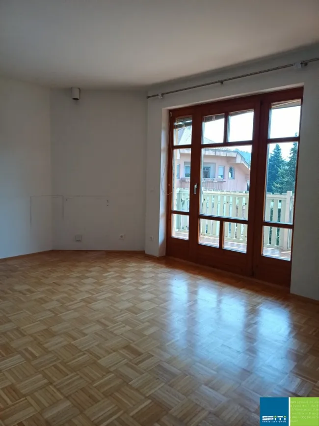 Sonnige, helle 3 Zimmer Wohnung mit Balkon in Glanegg - Friedlach - Bild