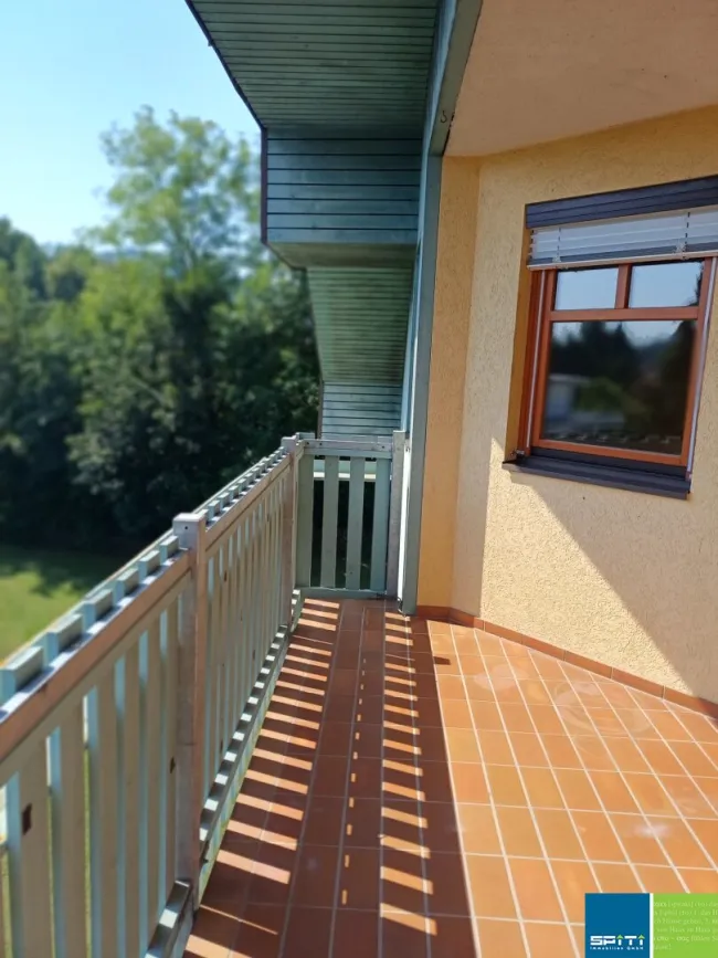 Sonnige, helle 3 Zimmer Wohnung mit Balkon in Glanegg - Friedlach - Titelbild